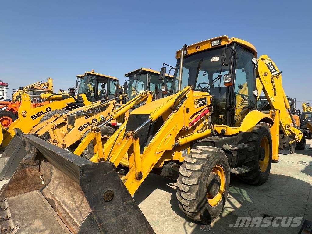 JCB 3 XC Retroescavadeiras