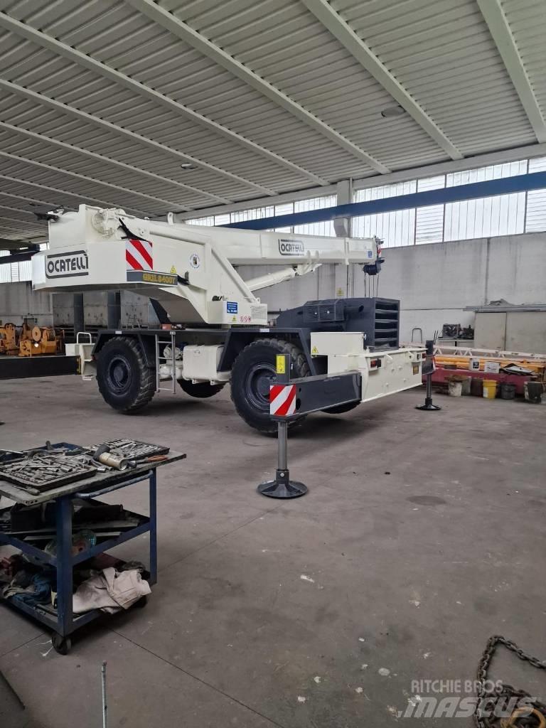 Locatelli Gril 8400T Gruas Todo terreno