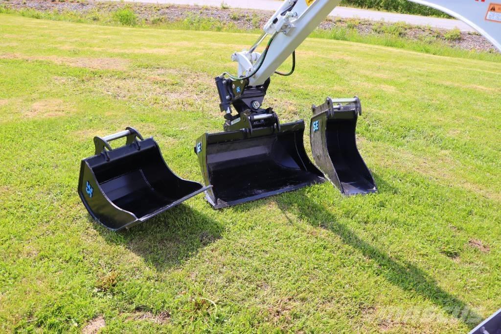 Takeuchi TB210R Miniescavadeiras