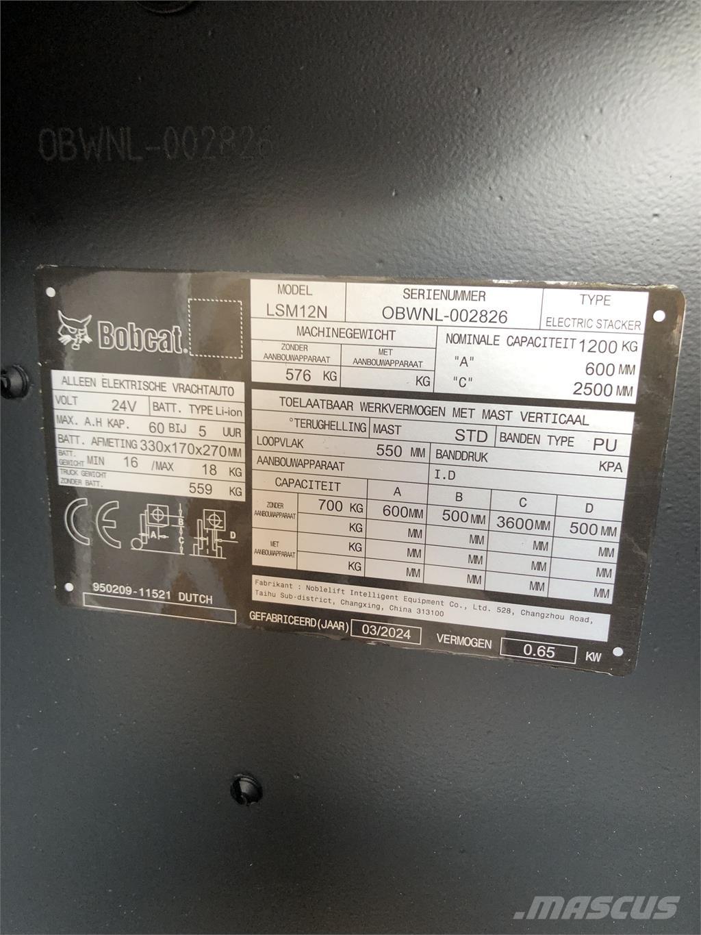 Bobcat LSM12N Self propelled stackers