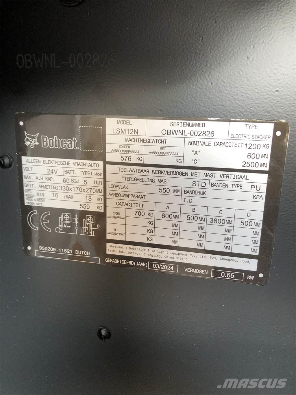  LSM12N Empilhador para operador externo