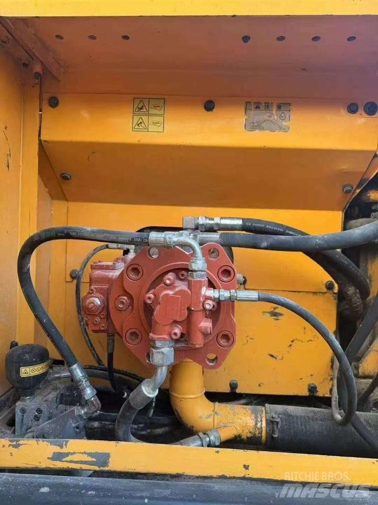 Hyundai Robex 215-7 Escavadeiras de esteiras