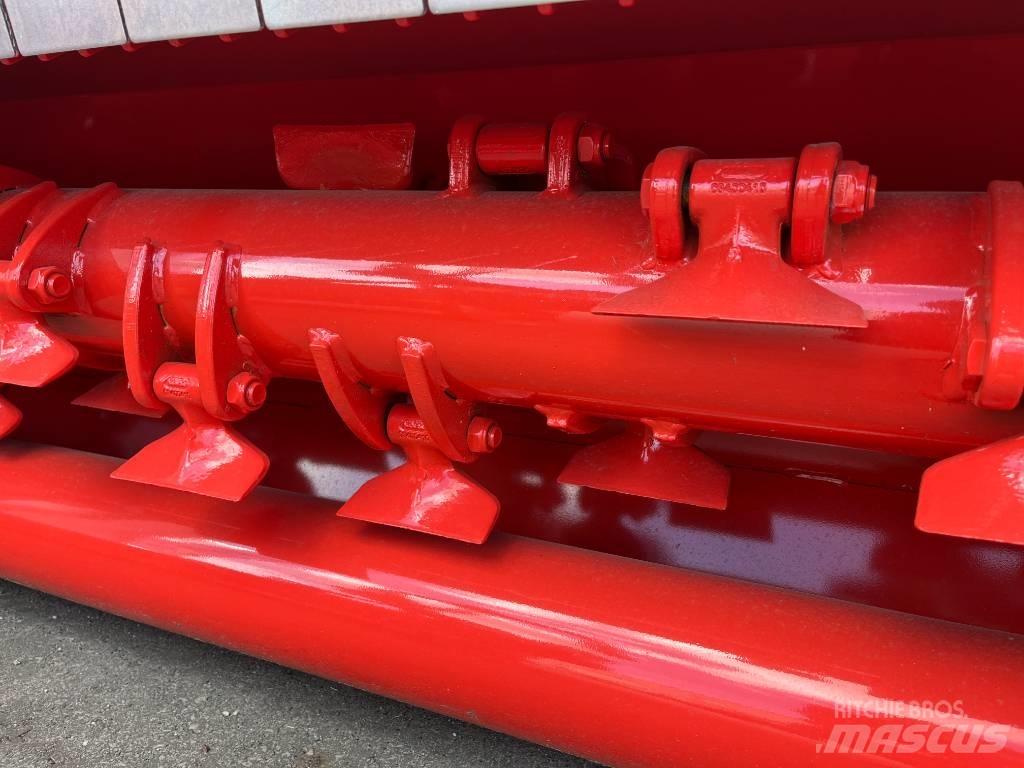 Maschio Giraffa XL Gadanheiras e cortadores de folhas para pastos