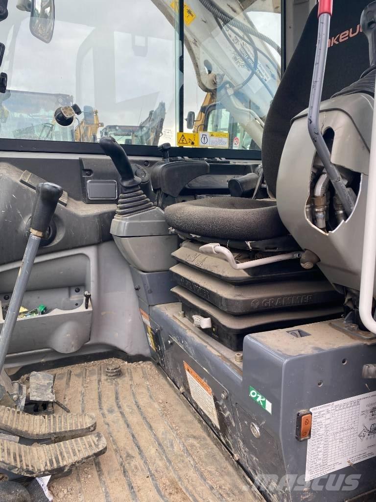 Takeuchi TB 240 Miniescavadeiras