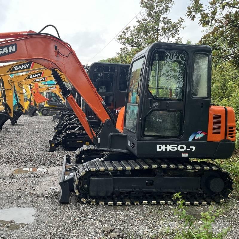 Doosan DH 60 Miniescavadeiras