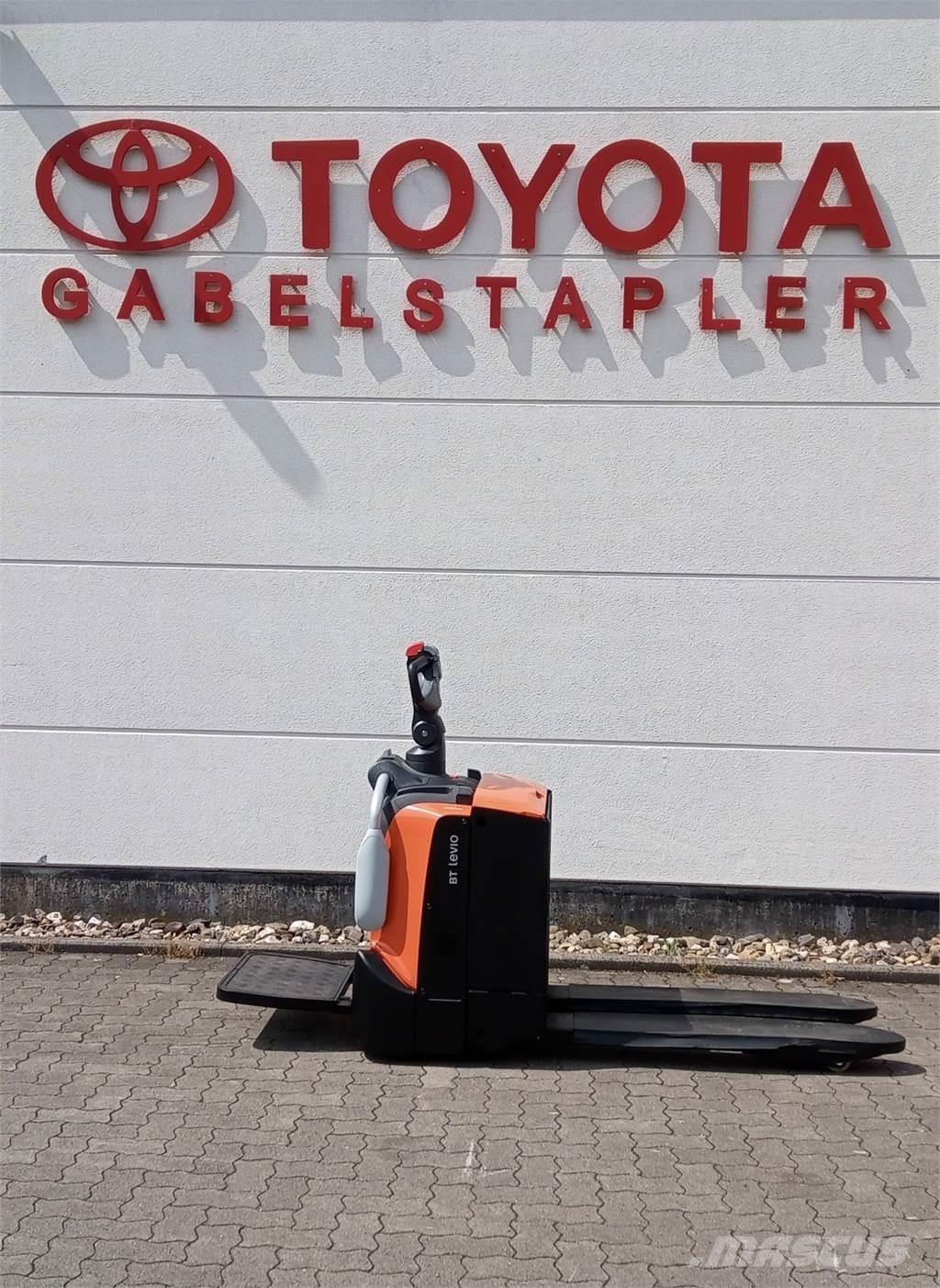 Toyota LPE 220 Empilhador para operador externo