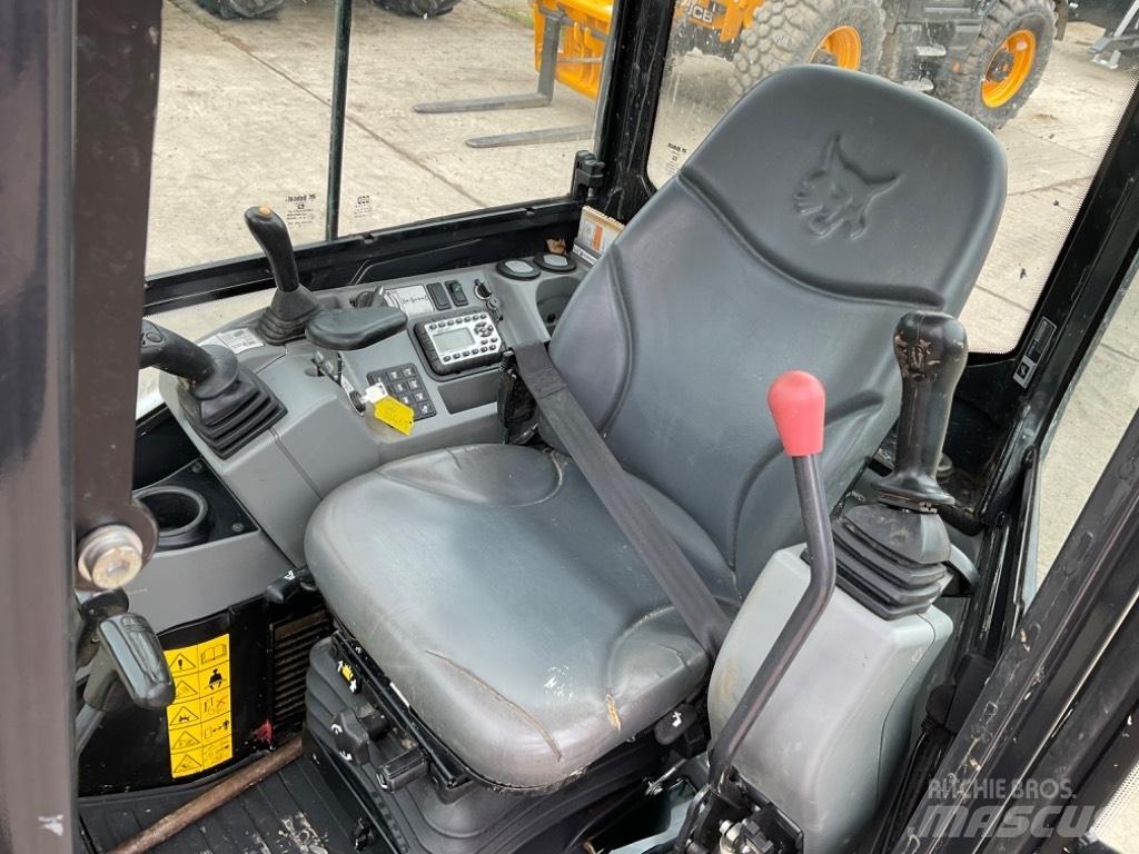 Bobcat E 27 Miniescavadeiras