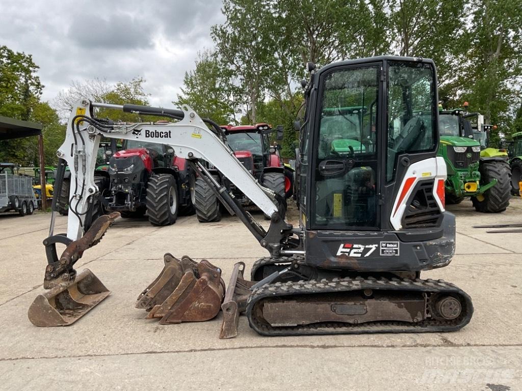 Bobcat E 27 Miniescavadeiras