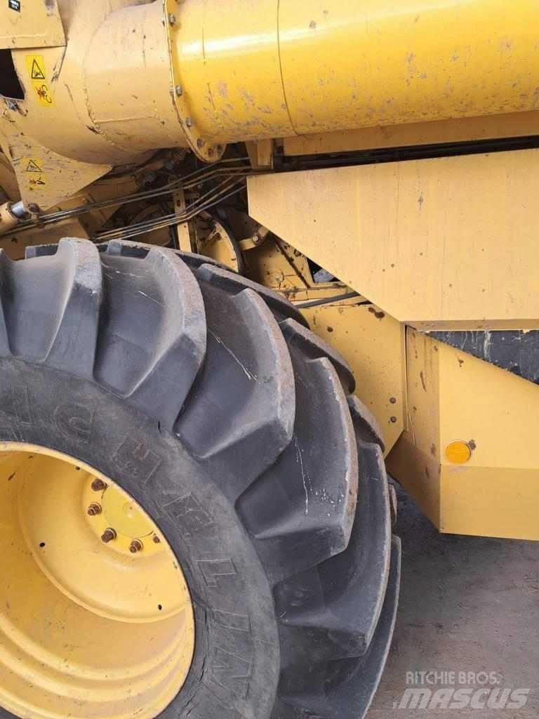 New Holland TX 66 Ceifeiras debulhadoras