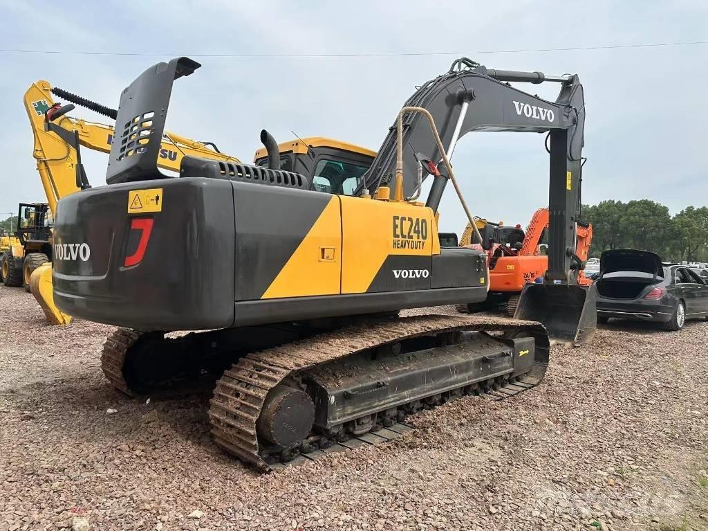 Volvo EC 240 Escavadeiras de esteiras