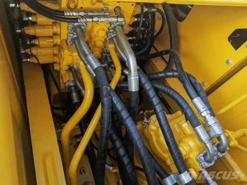 Komatsu 200-8 Escavadeiras de esteiras