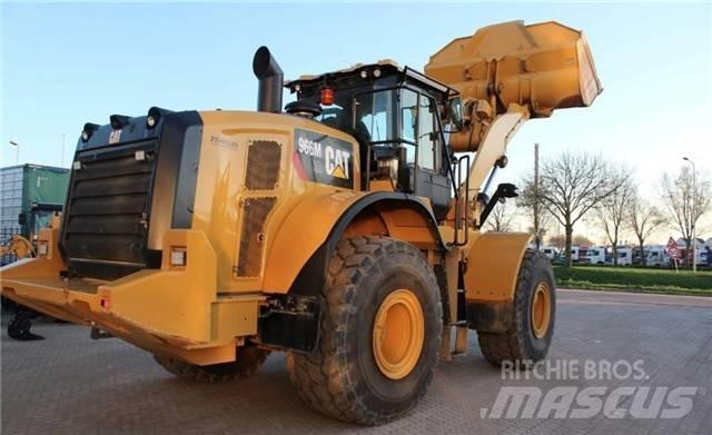 CAT 966M Carregadeiras de rodas