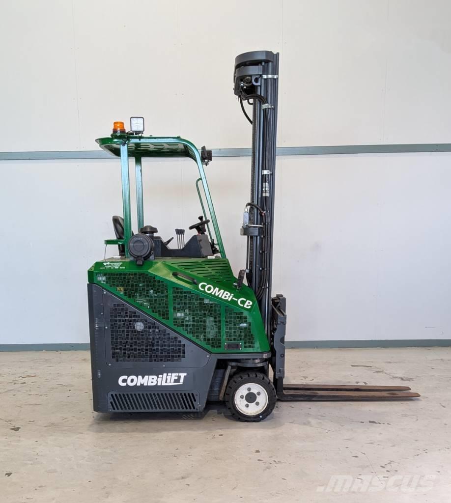Combilift CB 3000 Empilhadores de 4 vias