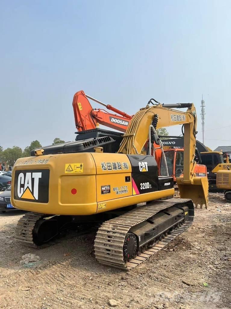 CAT 320 D Escavadeiras de esteiras