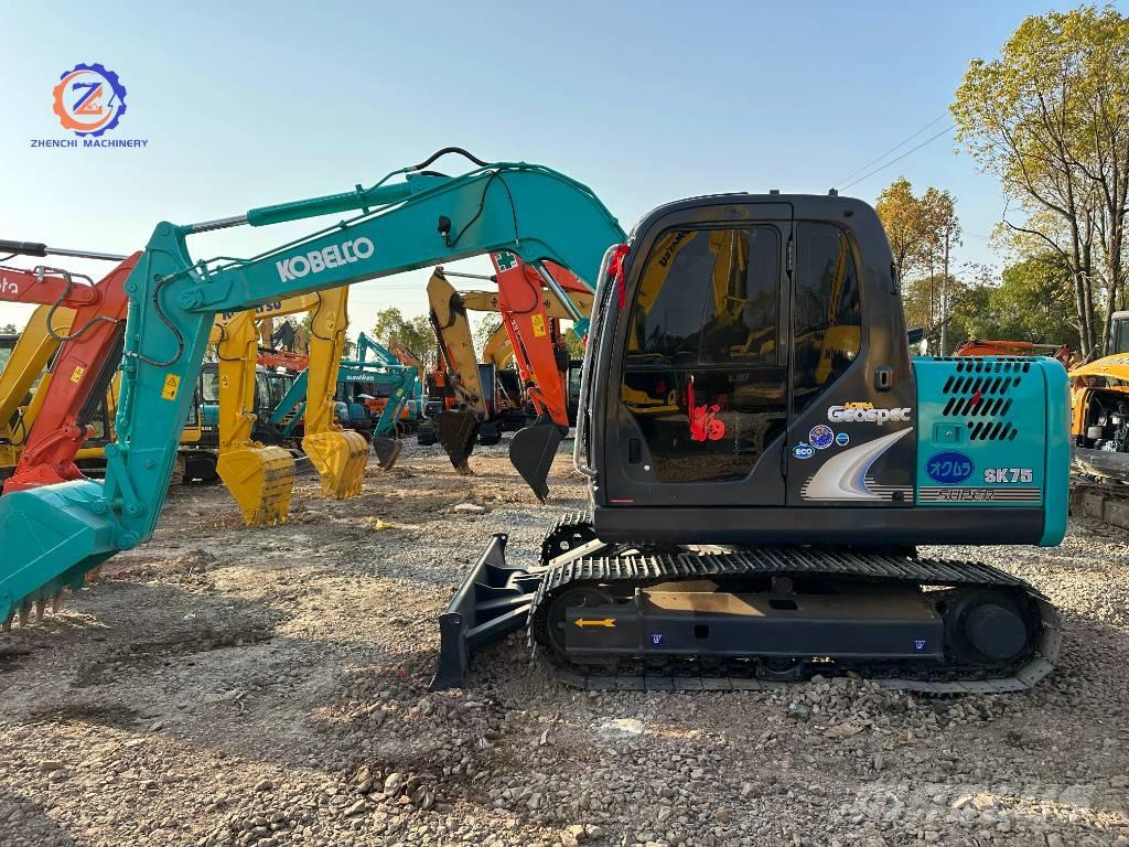 Kobelco SK 75 Escavadoras Midi 7t - 12t