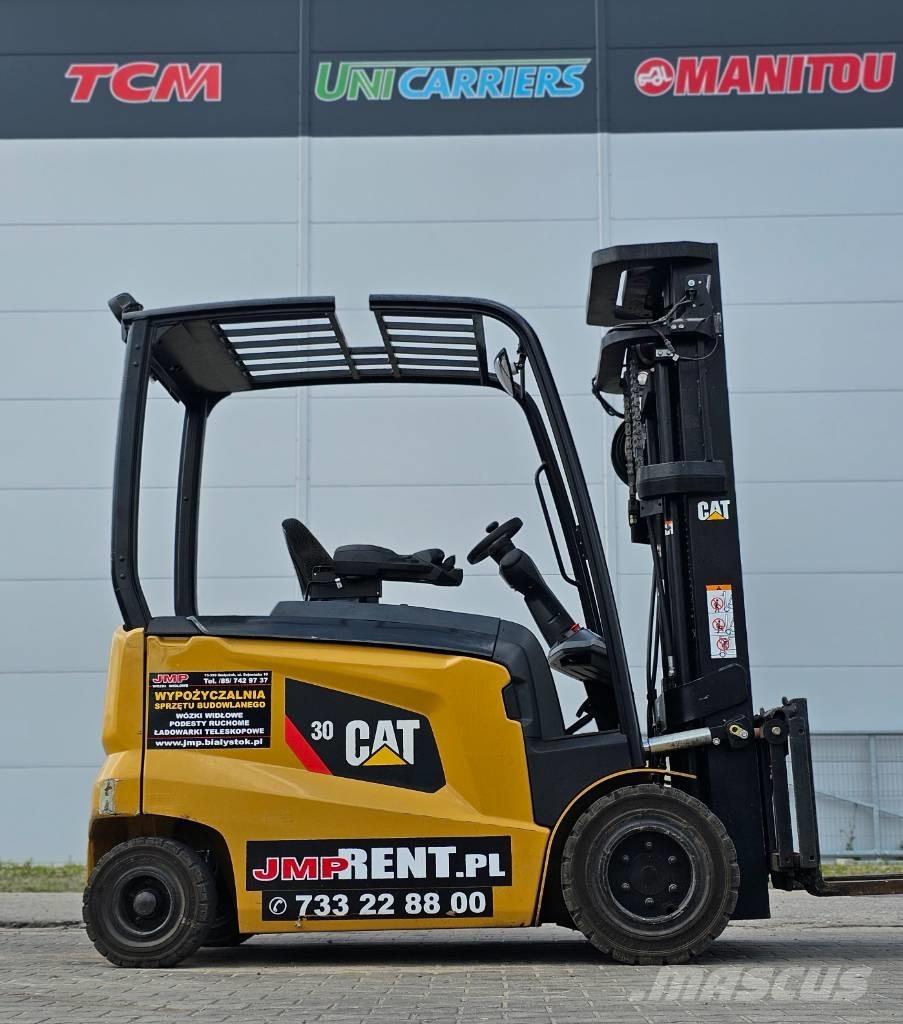 CAT EP 30 CN Empilhadores eléctricos