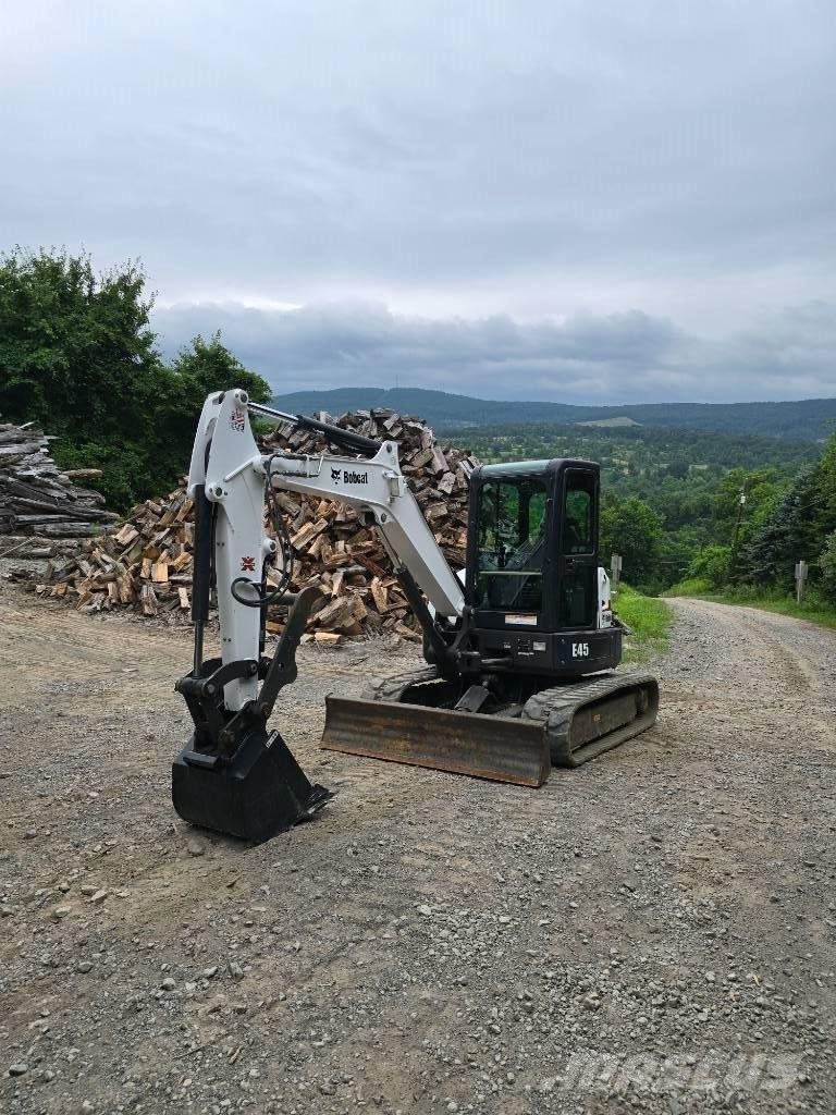 Bobcat E45 Miniescavadeiras