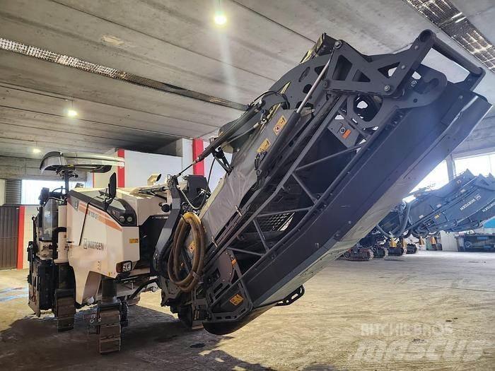Wirtgen W130CFi Máquinas de blocos de betão