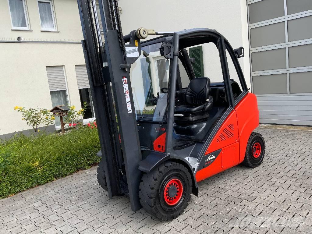 Linde H35T-02 Empilhadores a gás