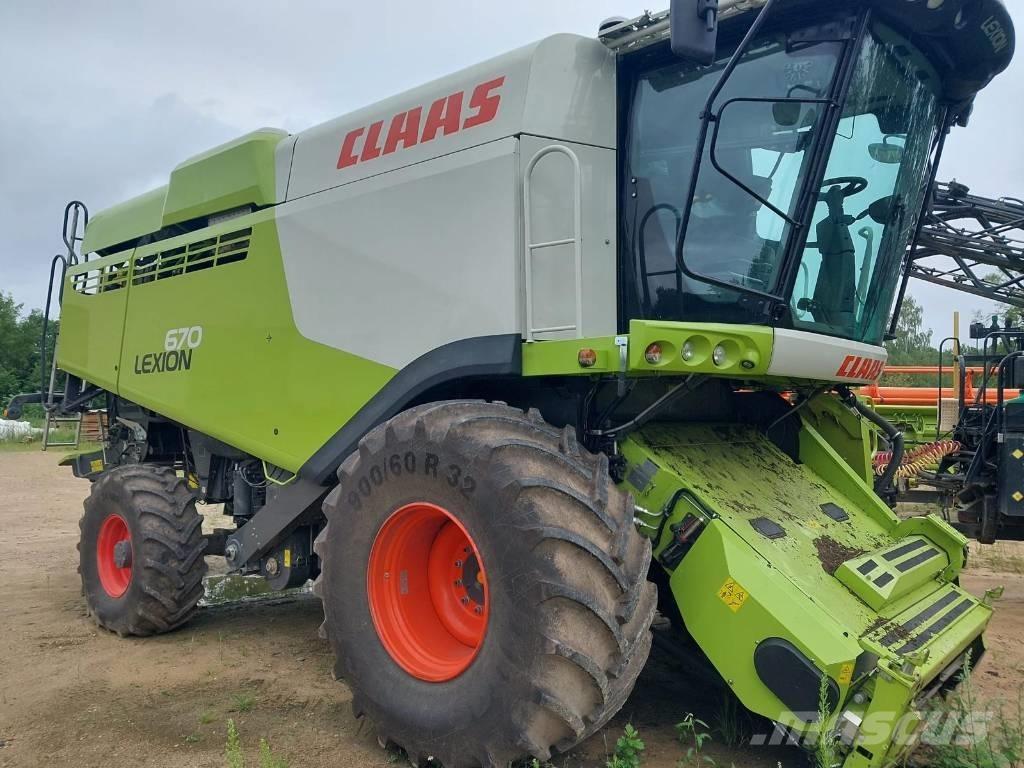 CLAAS Lexion 670 Ceifeiras debulhadoras