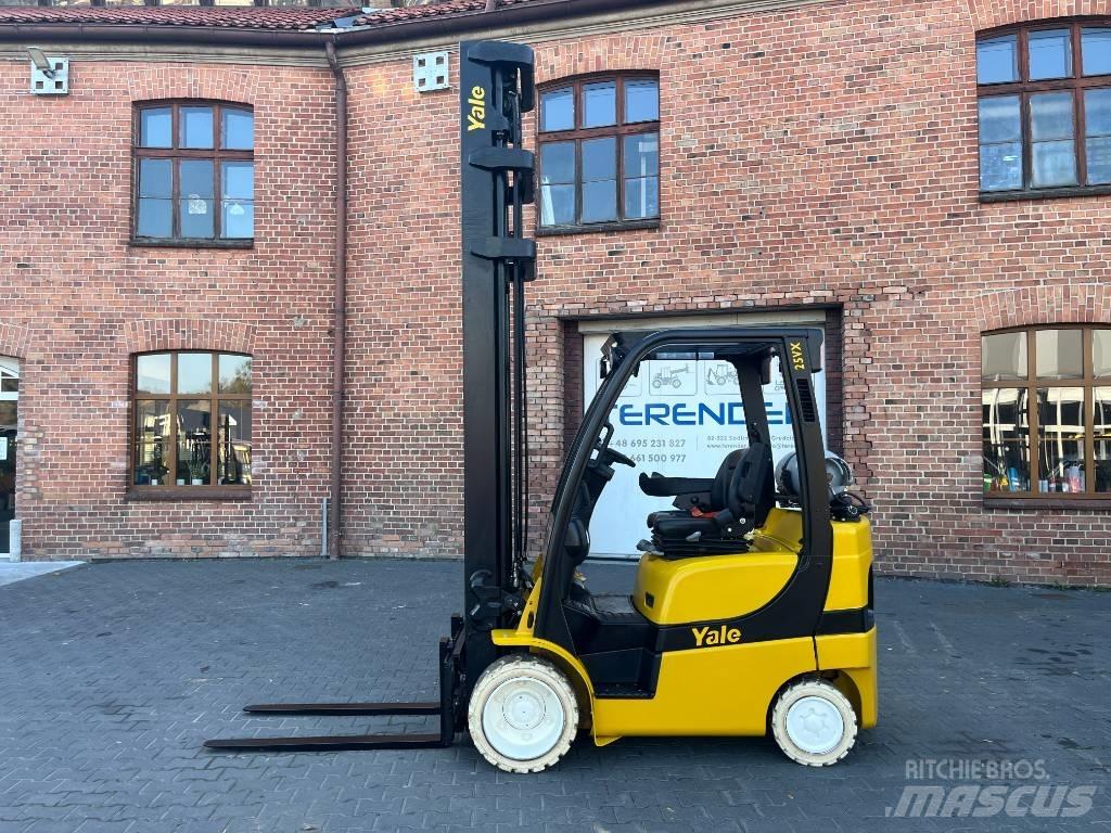Yale GLC25VX Empilhadores a gás