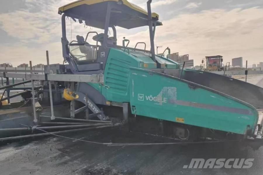 Vögele 2100-3 Espalhadoras de asfalto