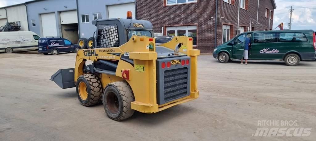 Gehl R 260 Minicarregadeiras