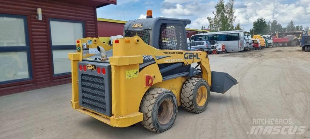 Gehl R 260 Minicarregadeiras