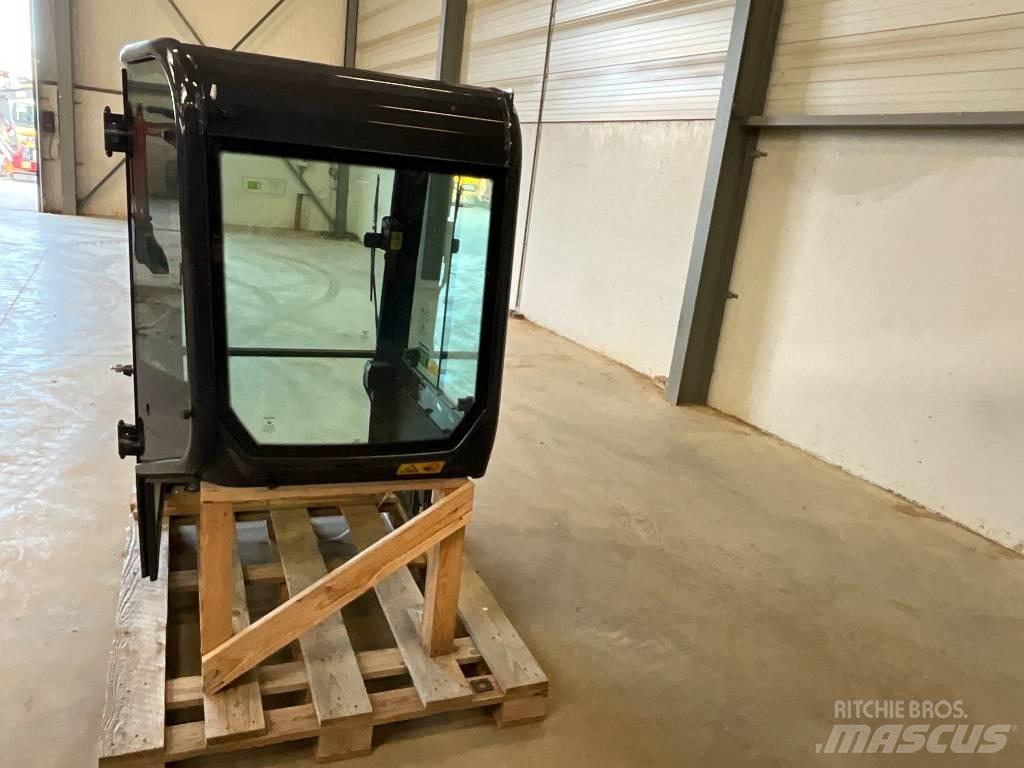 Kubota U 27-4 Cabina