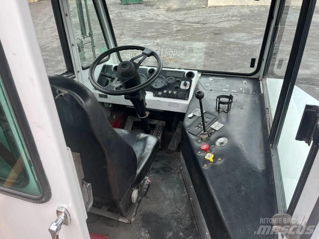 Capacity TJ5000 DOT Tractores terminais