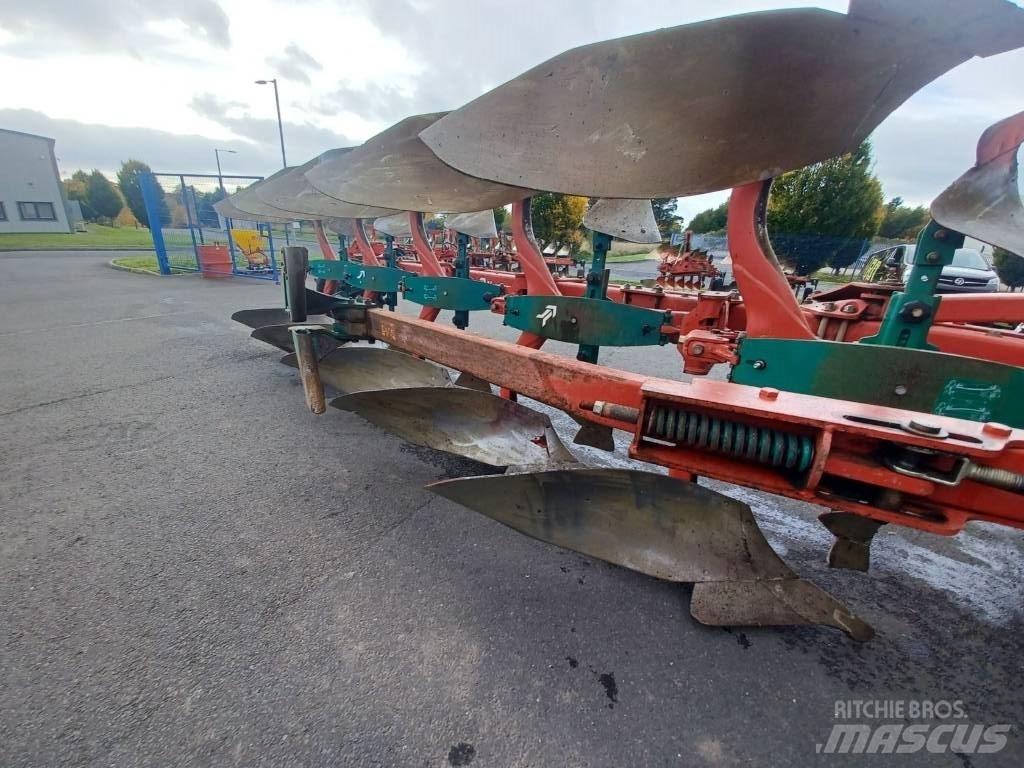 Kverneland 2500S Charruas convencionais