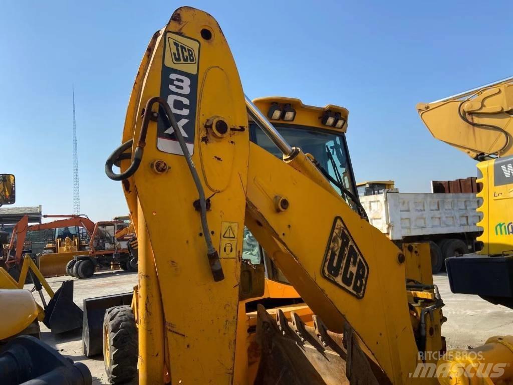 JCB 3 CX Retroescavadeiras