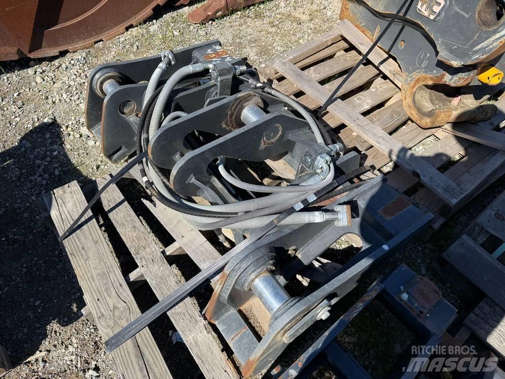 Komatsu WA320 QC Uniőes rápidas