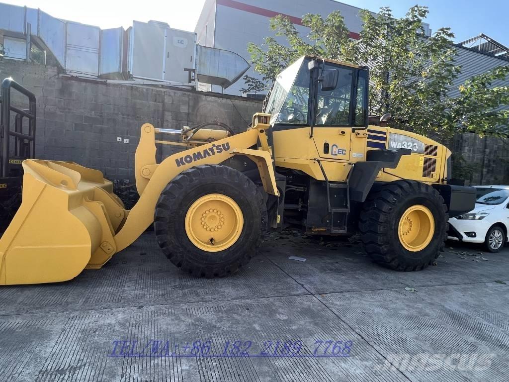 Komatsu WA320 Carregadeiras de rodas