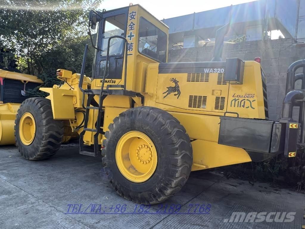 Komatsu WA320 Carregadeiras de rodas