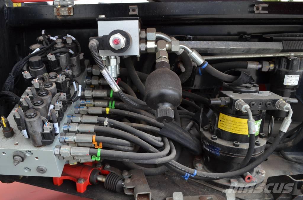 Manitou ManGo 12 Elevadores braços articulados