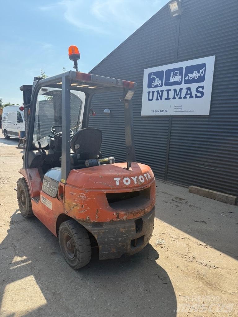 Toyota FD 25 Empilhadores Diesel