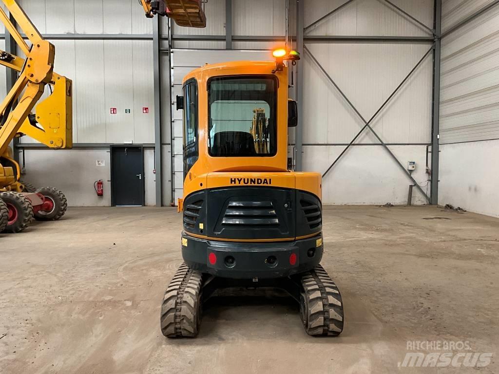 Hyundai R30 Z-9AK Miniescavadeiras