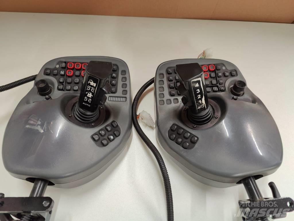 Komatsu Joysticks Electrónica