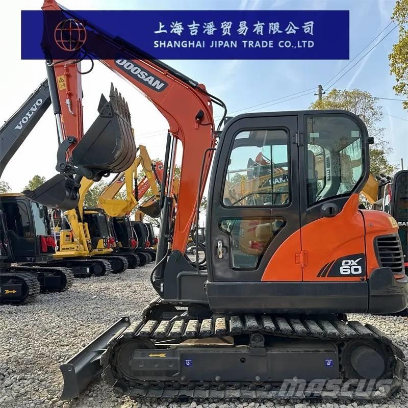 Doosan DX 60 Miniescavadeiras