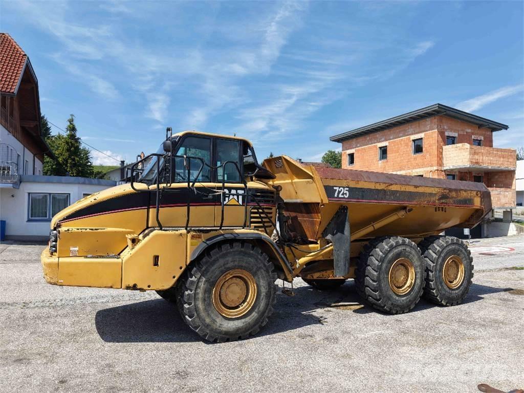 CAT 725 Caminhões articulados