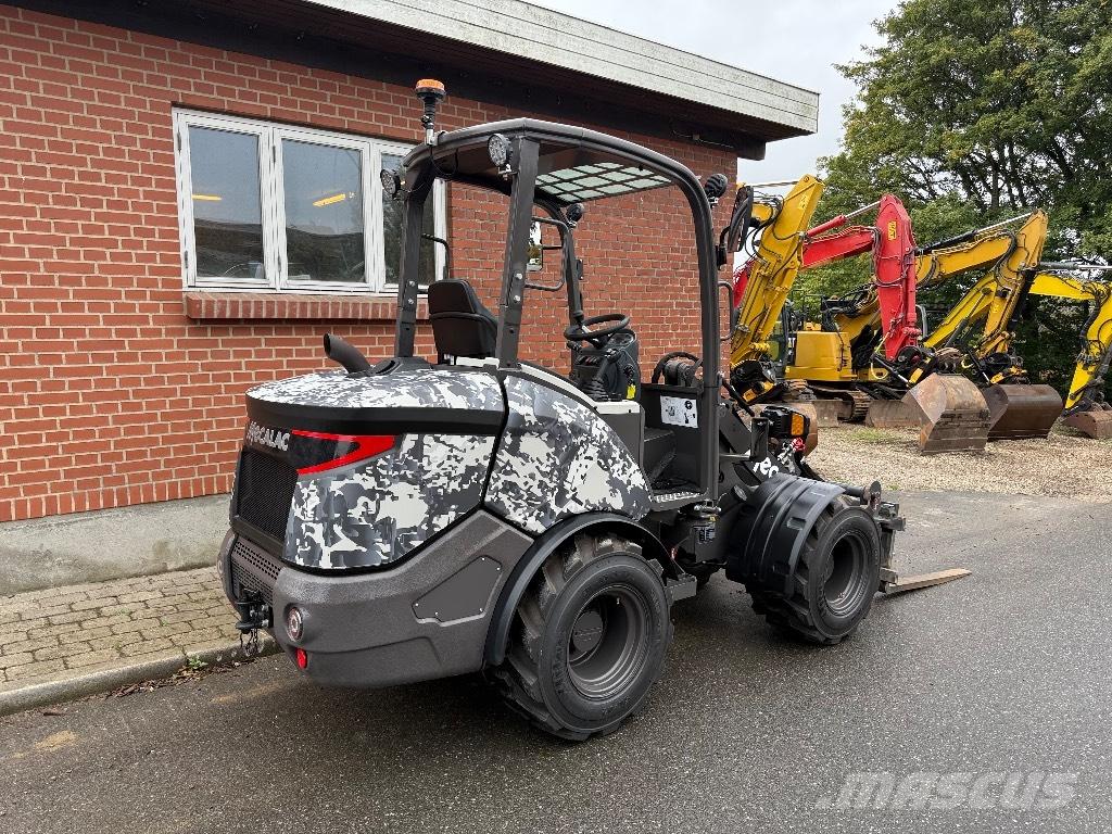 Mecalac MCL 6+ Mini carregadoras