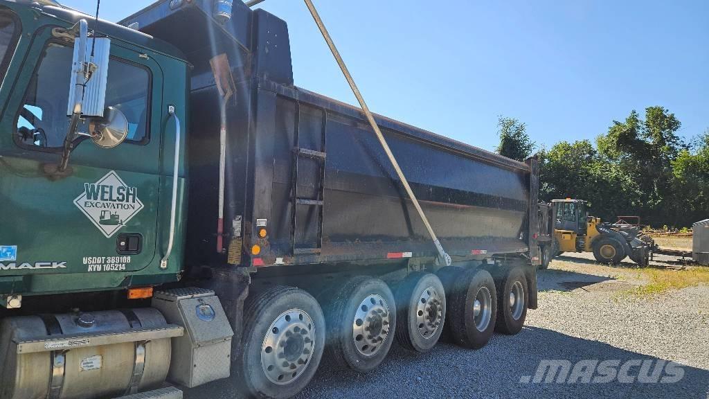 Mack CTP613 Camiões basculantes