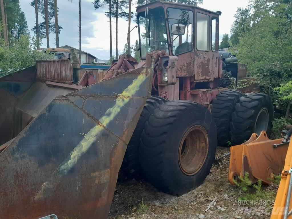 Valmet 1200 Carregadeiras de rodas