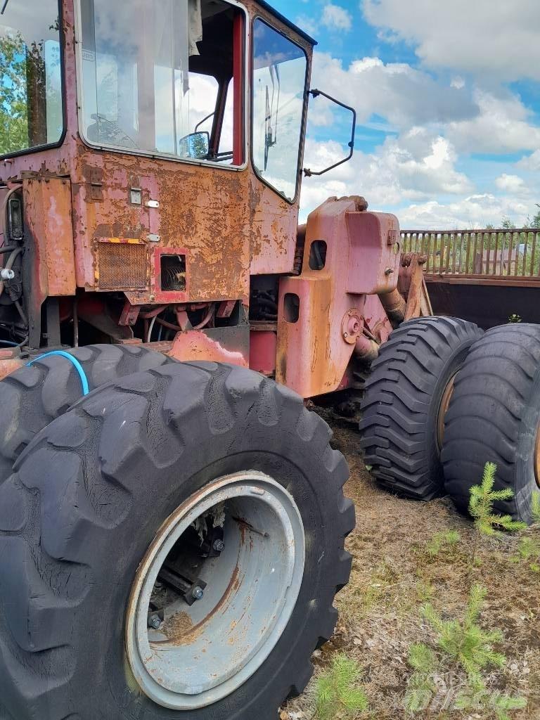 Valmet 1200 Carregadeiras de rodas