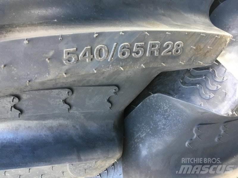 BKT 540/65 R 28 Pneus Agrícolas
