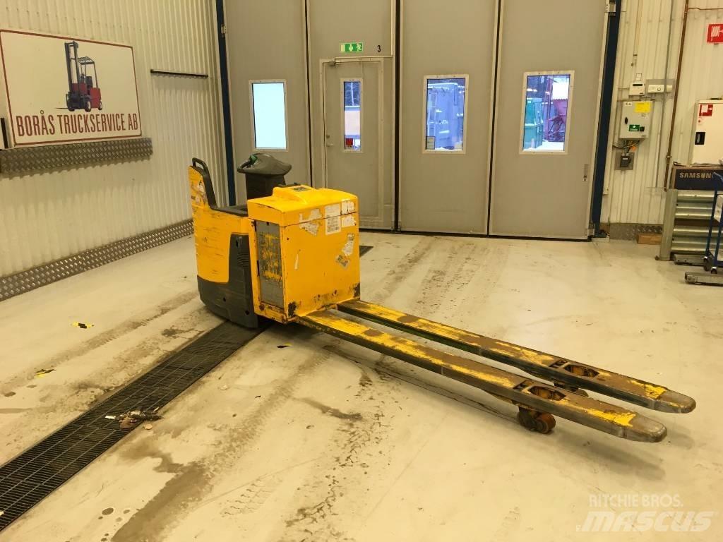 Jungheinrich ERE 225 Porta palettes