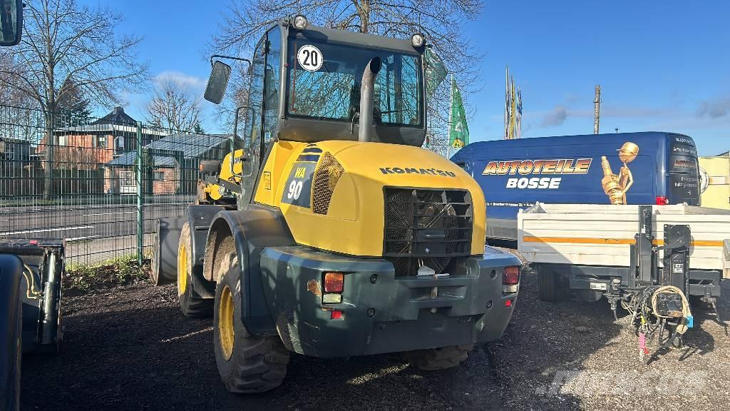 Komatsu WA 90 Carregadeiras de rodas