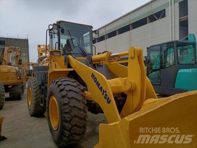 Komatsu WA 320 Carregadeiras de rodas