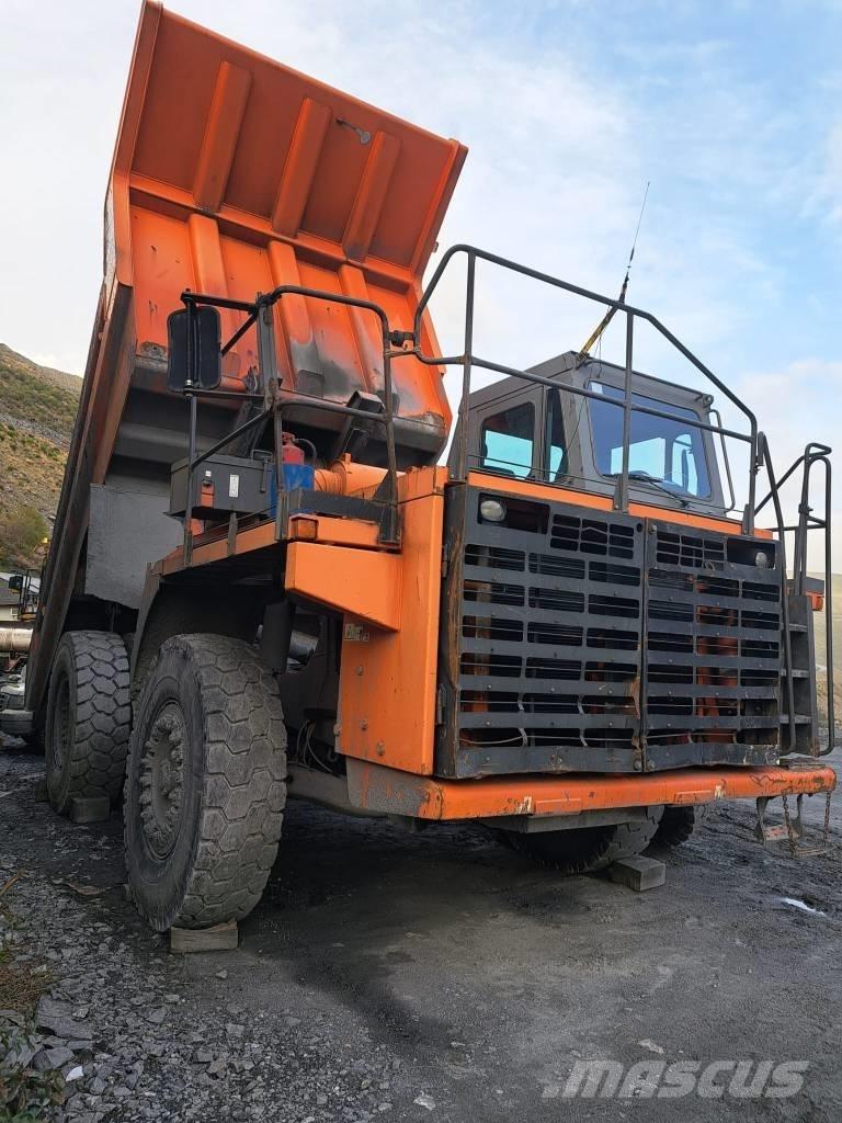Hitachi EH 750-2 Camiőes basculantes rígidos
